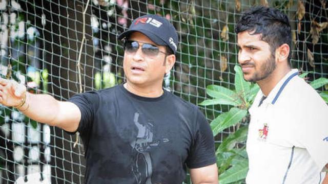 sachin_tenkulkar_with_shardul_1502643119